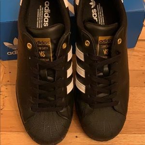 Superstar Stan Smith black